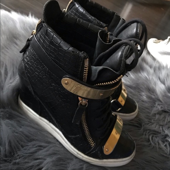 Giuseppe Zanotti Shoes - GIUSEPPE ZANOTTI ❤️ JENNIFER SNEAKER SZ 36.5